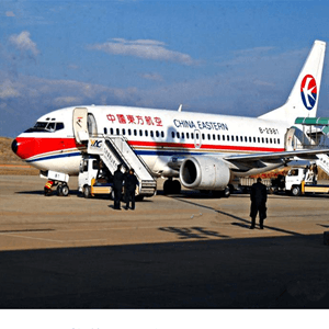 乌兰浩特航空托运航空快运业稳步发展的原因是什么？